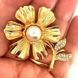KJL Kenneth Jay Lane Faux Pearl Rhinestone Flower Brooch